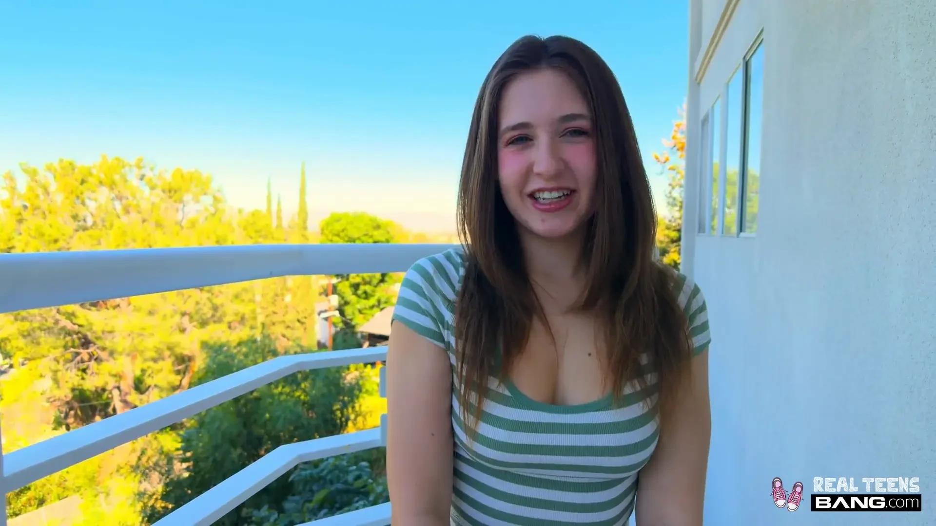 [BangRealTeens] Wild Outdoor POV Thrills