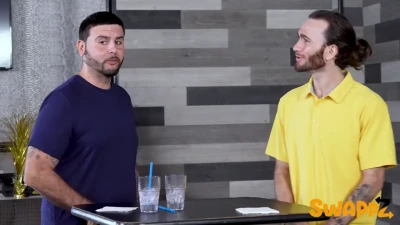 [DaughterSwap] Don't Fuck the Customers! We'll Take Care of Both of You