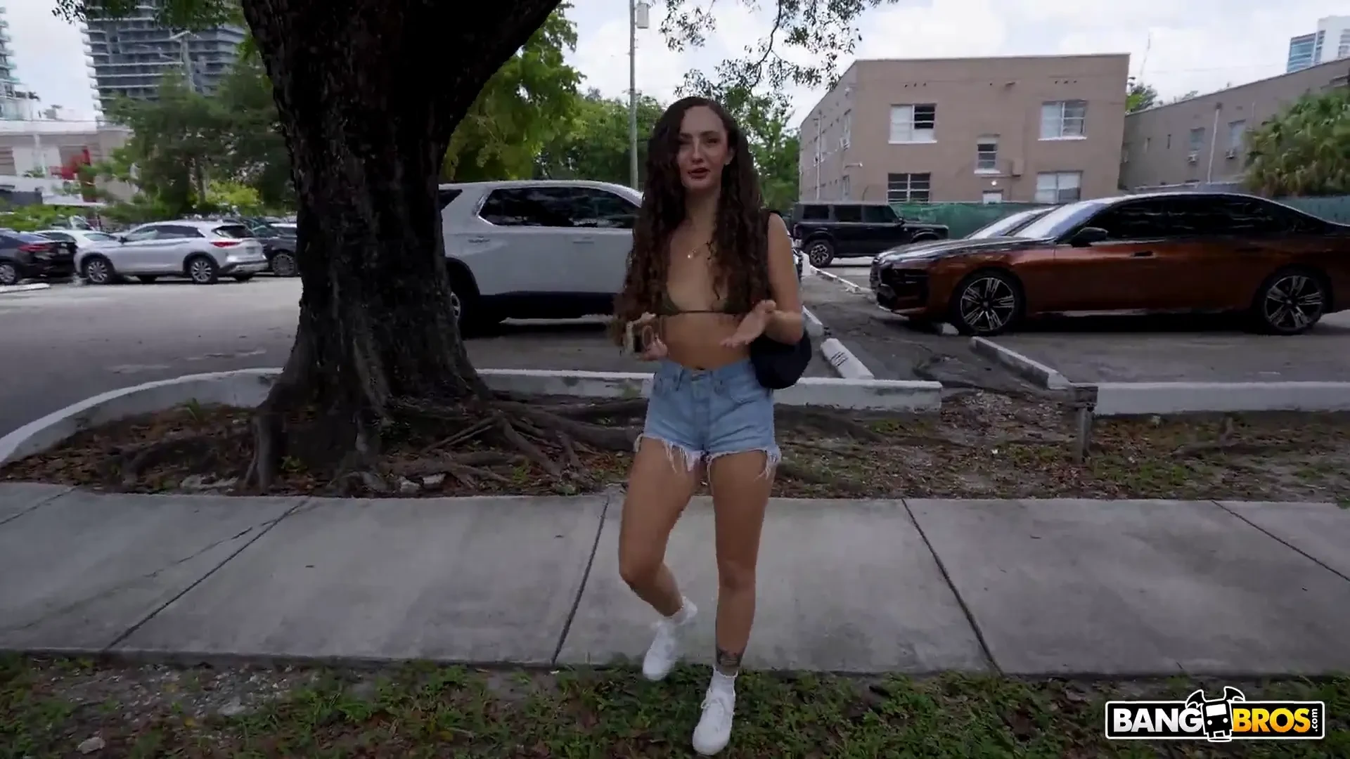 [BangBus] New To Miami And Already Fucking a Stranger On The Bus