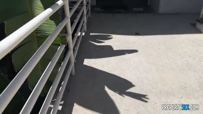[HouseHumpers] Poolside Listing