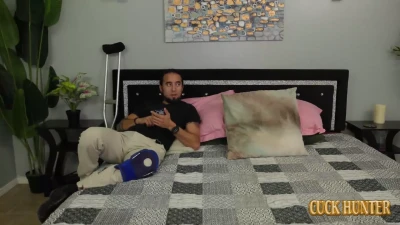 [CuckHunter] Cuckolded Husband Sees His Wife Violet Moon Dominated By BBC
