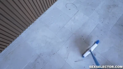 [SexSelector] Kali Fucks Gardener