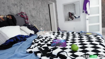 [Tomboyz] "You Were Hiding That Fat Ass Under Those Clothes?" - Her BFF's Cock Made Her Like Guys