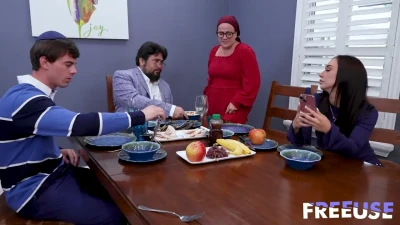 [FreeuseFantasy] It's a Holiday for Fuck's Sake! Don't Use Your Phone When Your Family is Fucking You