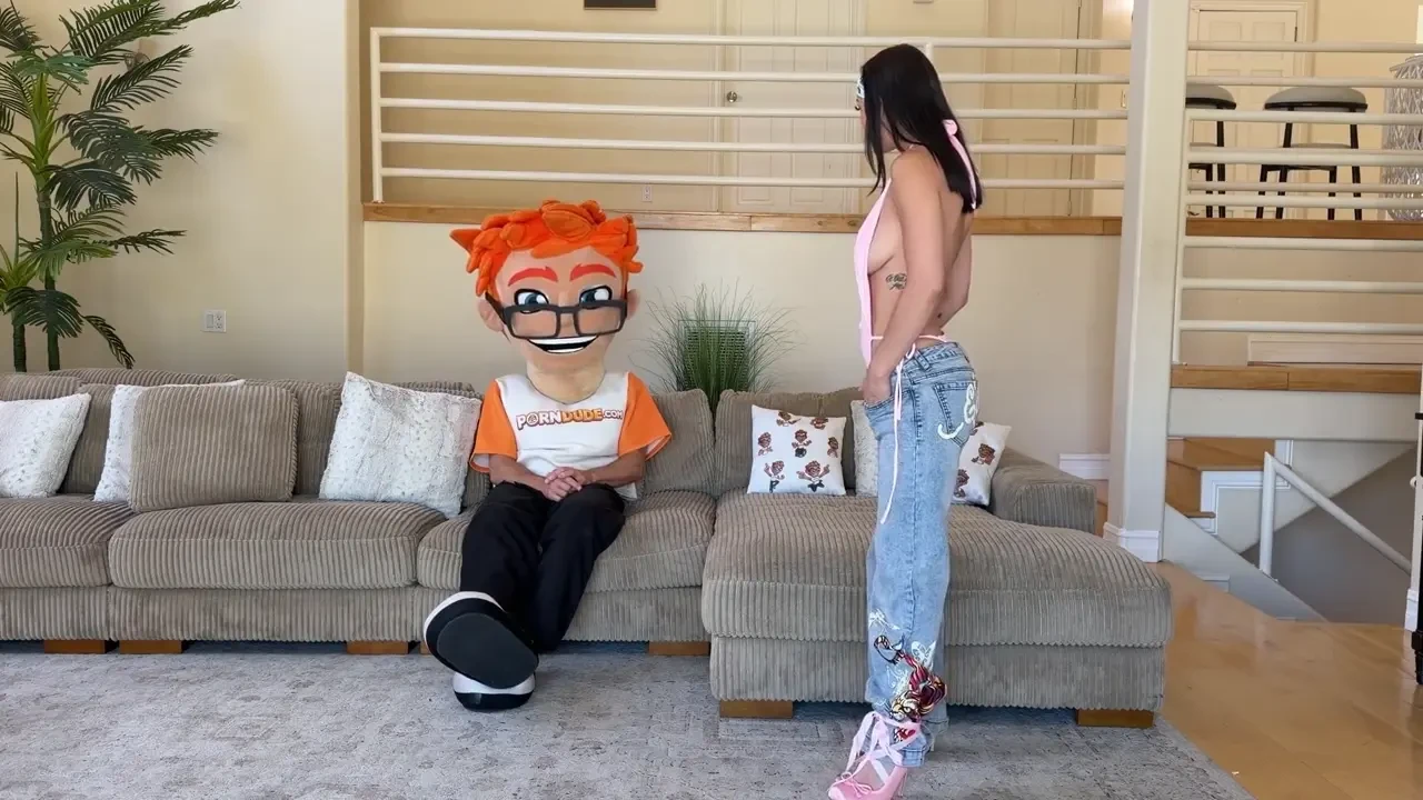[PornDudeCasting] Gets Ready with Porn Dude