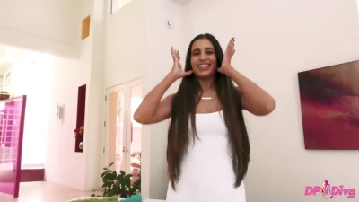 [DPDiva] First DP For Statuesque Indian Beauty Indra