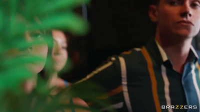 [BrazzersExxtra] Vips In The Club