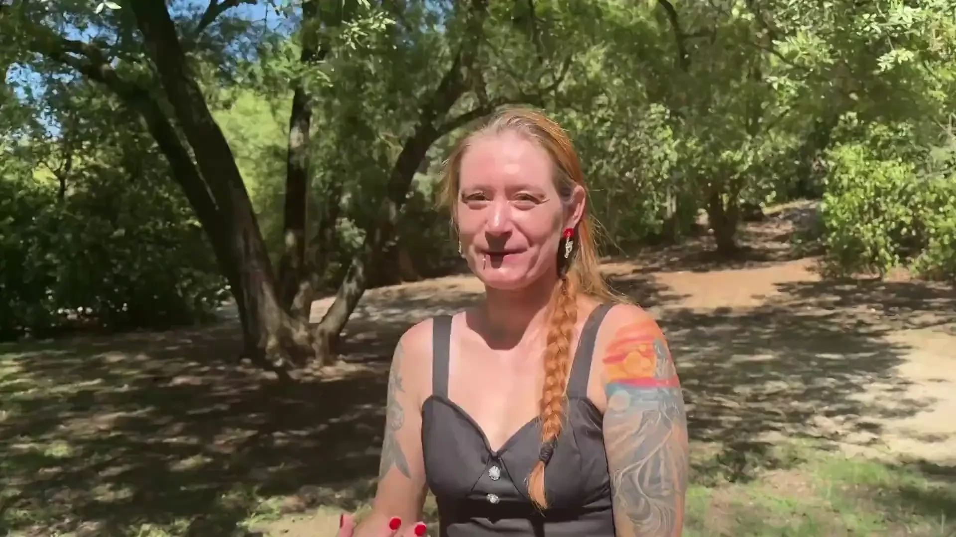 [JacquieEtMichelTV] 31 years old, a liberated nurse!
