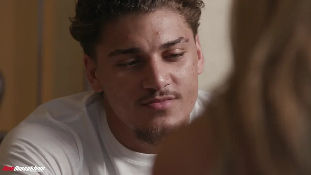 [NewSensations] MILF Sierra Spunk Plays With Her New Neighbor