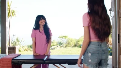 [AllGirlMassage] I Never Knew I Could Get This WET!