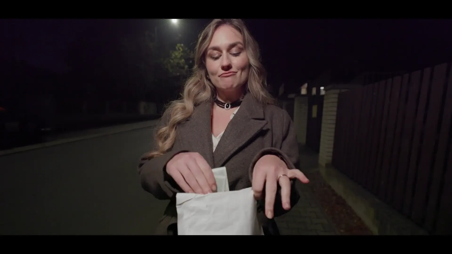 [Mature4K] Accidental fake agent