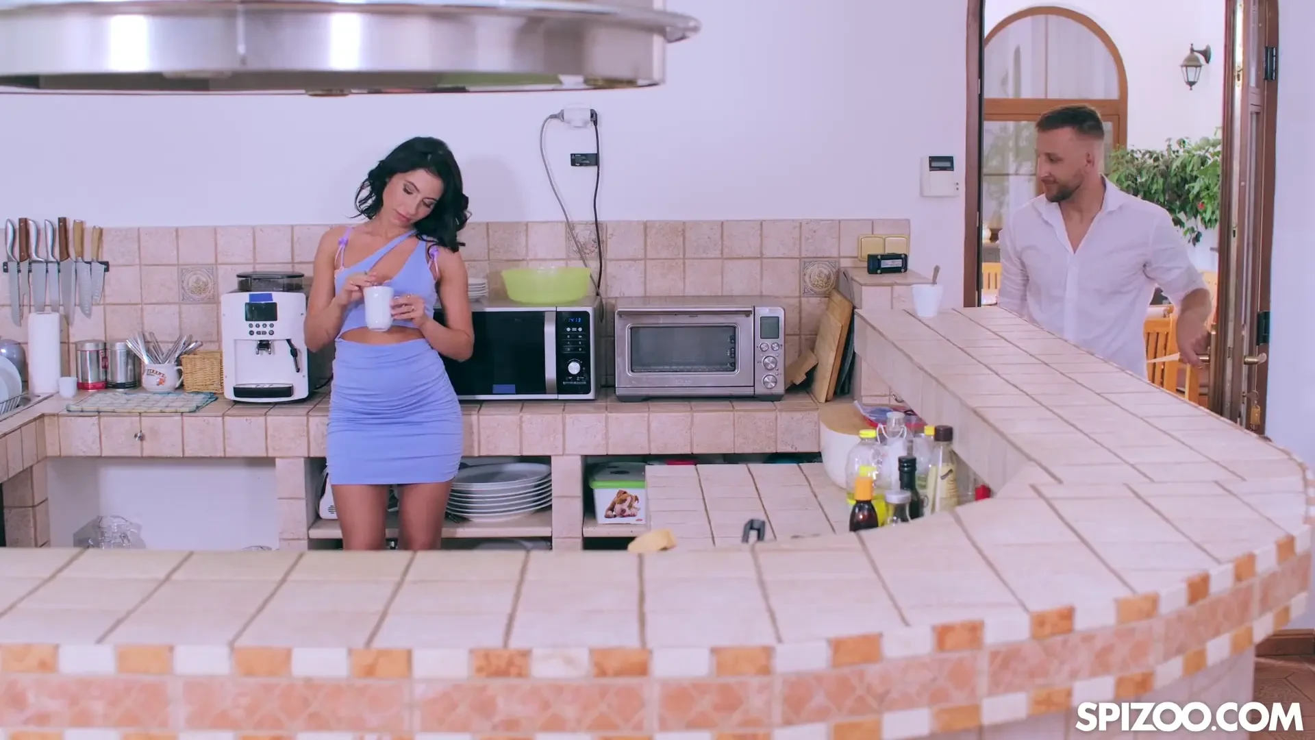 [Spizoo] Dick Deprived Lilly Bella Gets A Facial From Her Roommate