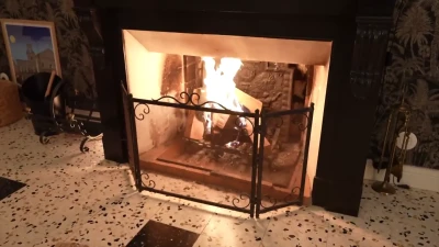 [JacquieEtMichelTV] Plays with her desires