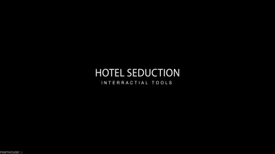 [PenthouseGold] A plumber who gets wet