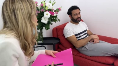 [JacquieEtMichelTV] Has the solution to Emmanuel’s problem