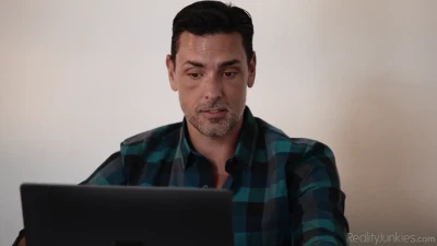 [RealityJunkies] Schoolgirls Like It Nasty