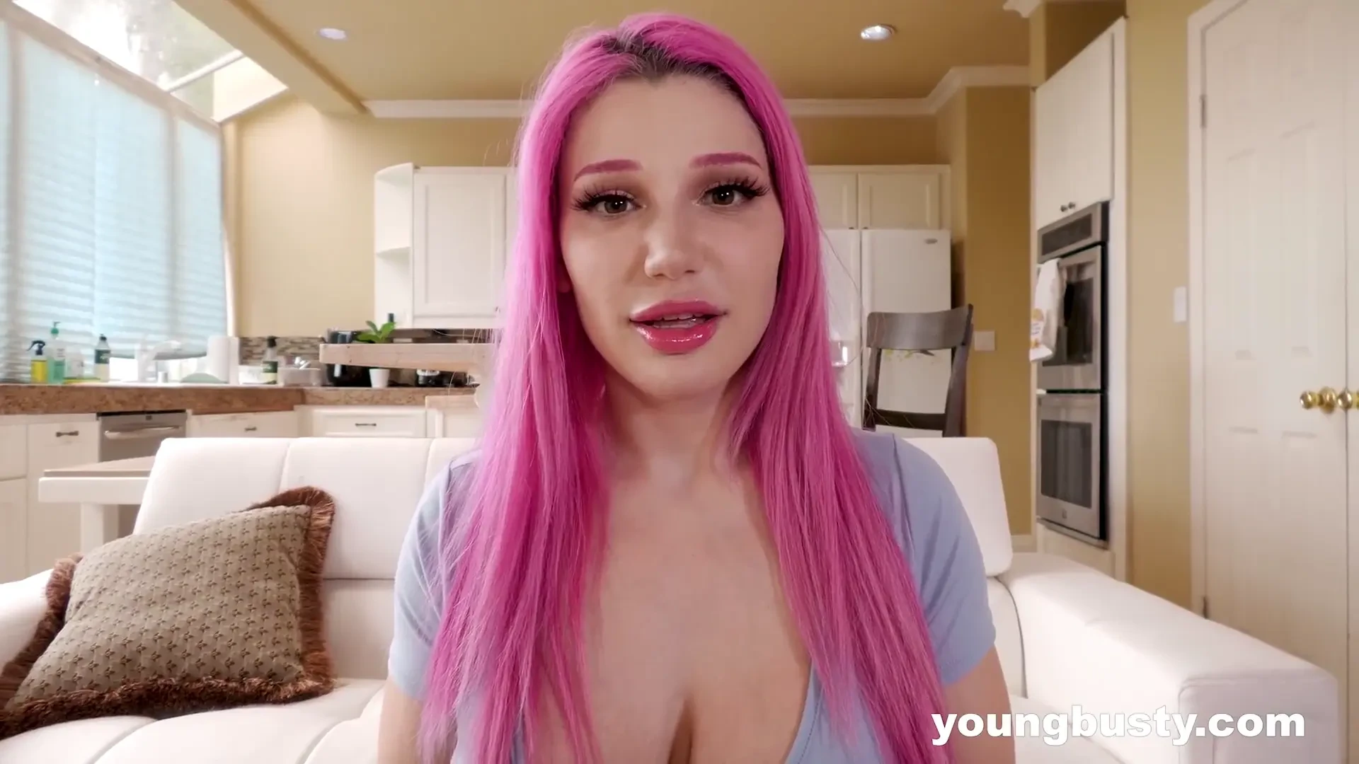 [YoungBusty] DSLs and big tits are so fuckable