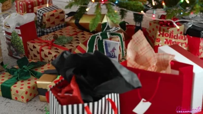 [MomWantsCreampie] Mrs Krampus Is Collecting Creampies For Christmas