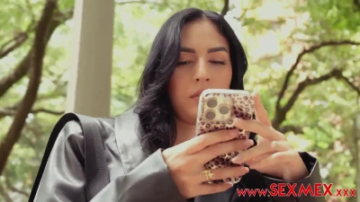 [SexMex] Sexy Chick Teaches Spanish To A Tourist