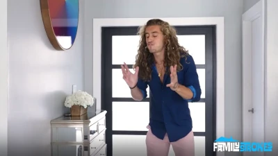 [TinySis] Tiny Brat Needs Big Stepbro’s Huge Dick