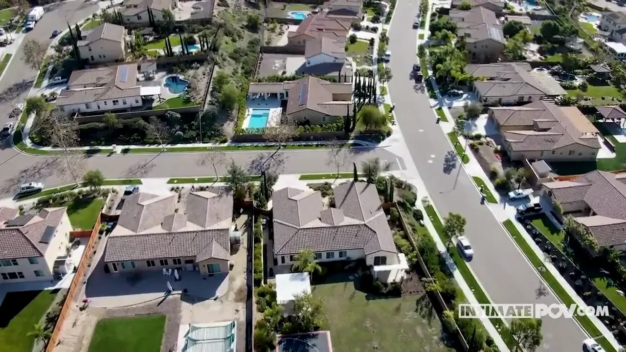 [IntimatePOV] How I Met My GF Vanna Bardot