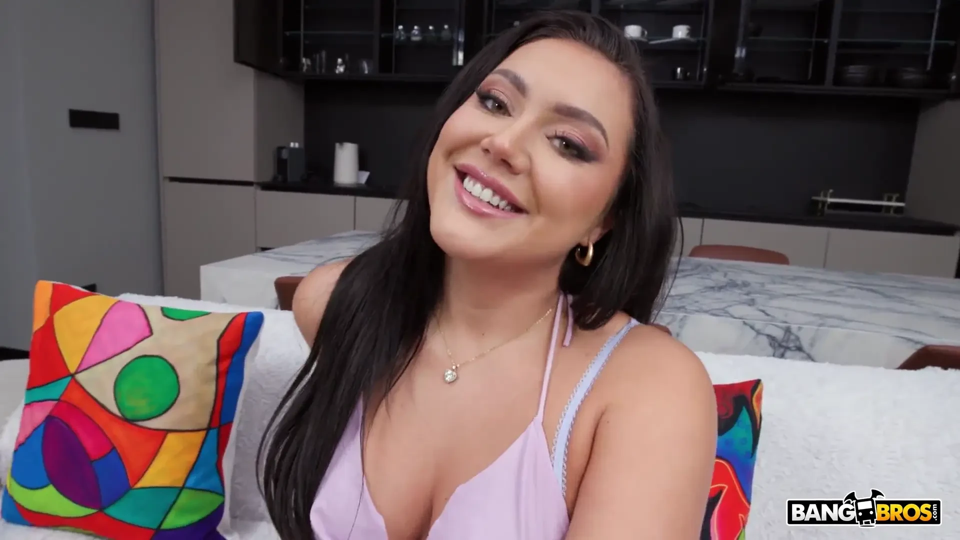 [AssParade] Thick Ass Kylie Jones Fucks Tony’s Big Black Cock in Her Ass