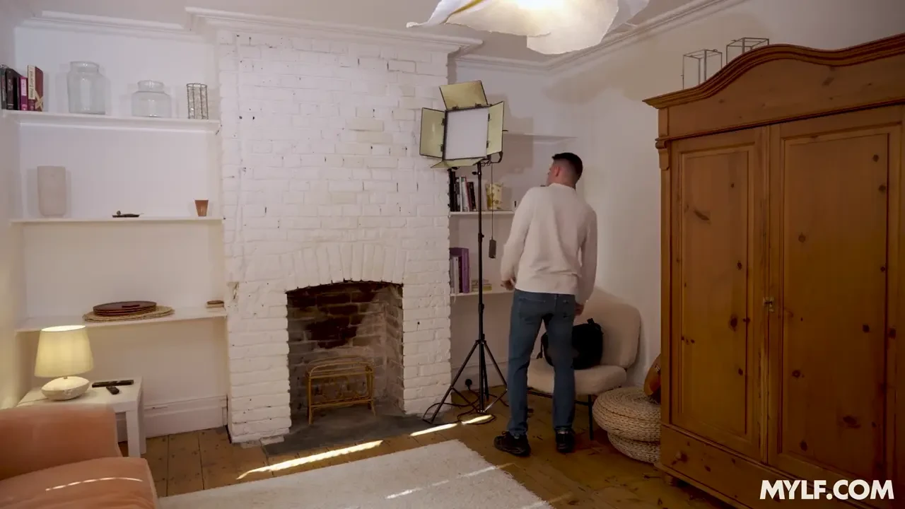 [MomShoot] She Didn’t Want Her Daughter To Be a Pornstar, So She Took Her Place… (Daisey May Debut)