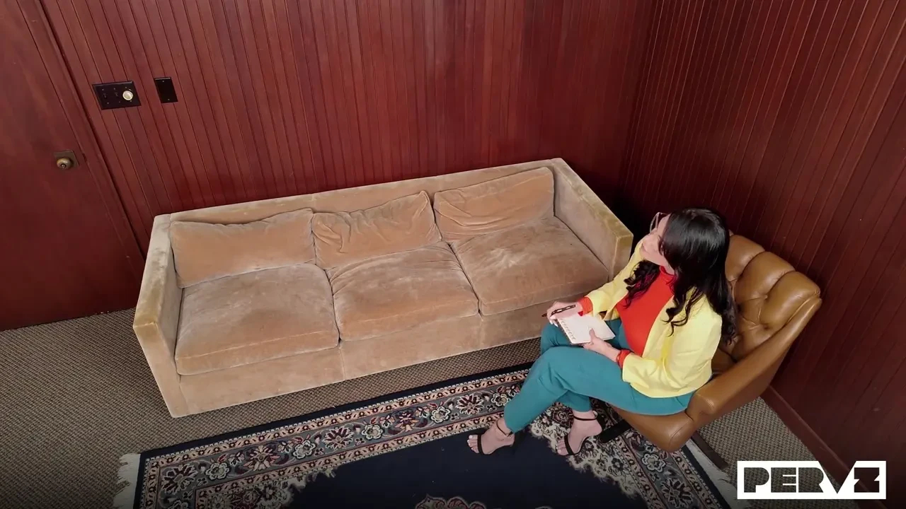 [PervTherapy] Remy’s Secret Daddy Kink: PervTherapy Builds a Shy Girl’s Confidence