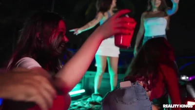 [RKPrime] Third Down Threesome