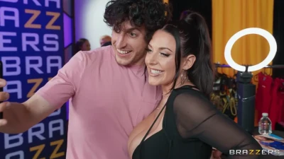 [BrazzersExxtra] Meet And Skeet