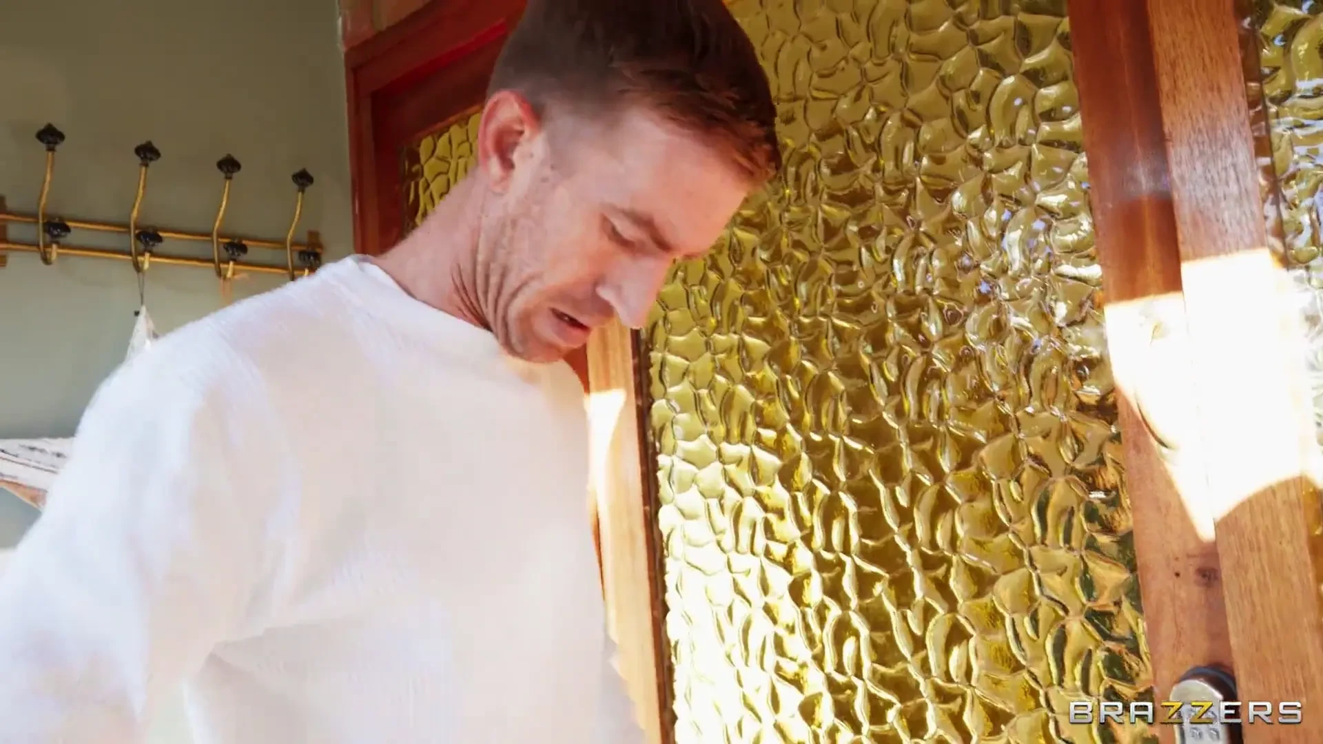 [BrazzersExxtra] The Nervous Masseur