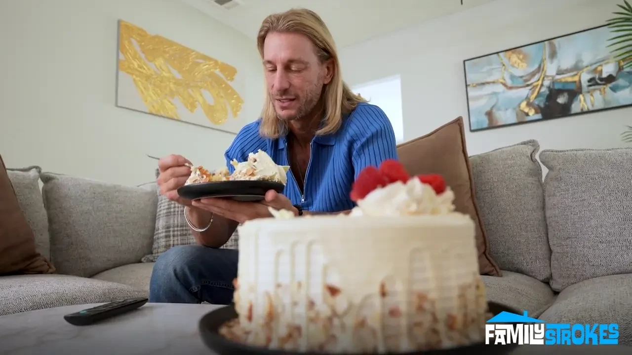 [FamilyStrokes] Wedding Night Practice: My Stepdaddy Helps Me Relax