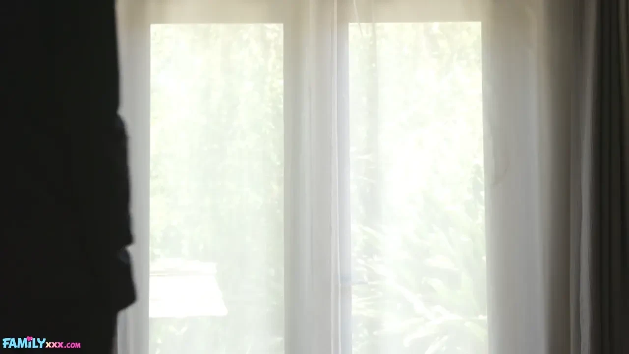 [FamilyXXX] Makes Stepdaddy Feel All Right