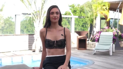 [JacquieEtMichelTV] A new first for her