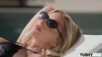 [Tushy] Busty Blonde Squirts From Anal