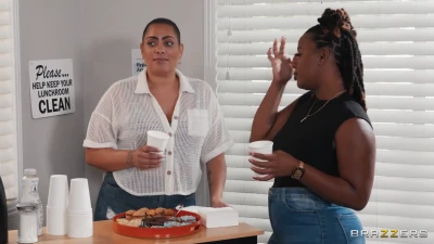 [BrazzersExxtra] My Name Is Ivy And I’m A Nympho