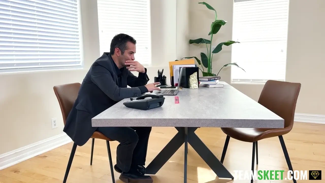 [BratTamer] Daisy Entered the Brat Taming Program! Her Ass is About to Get Spanked