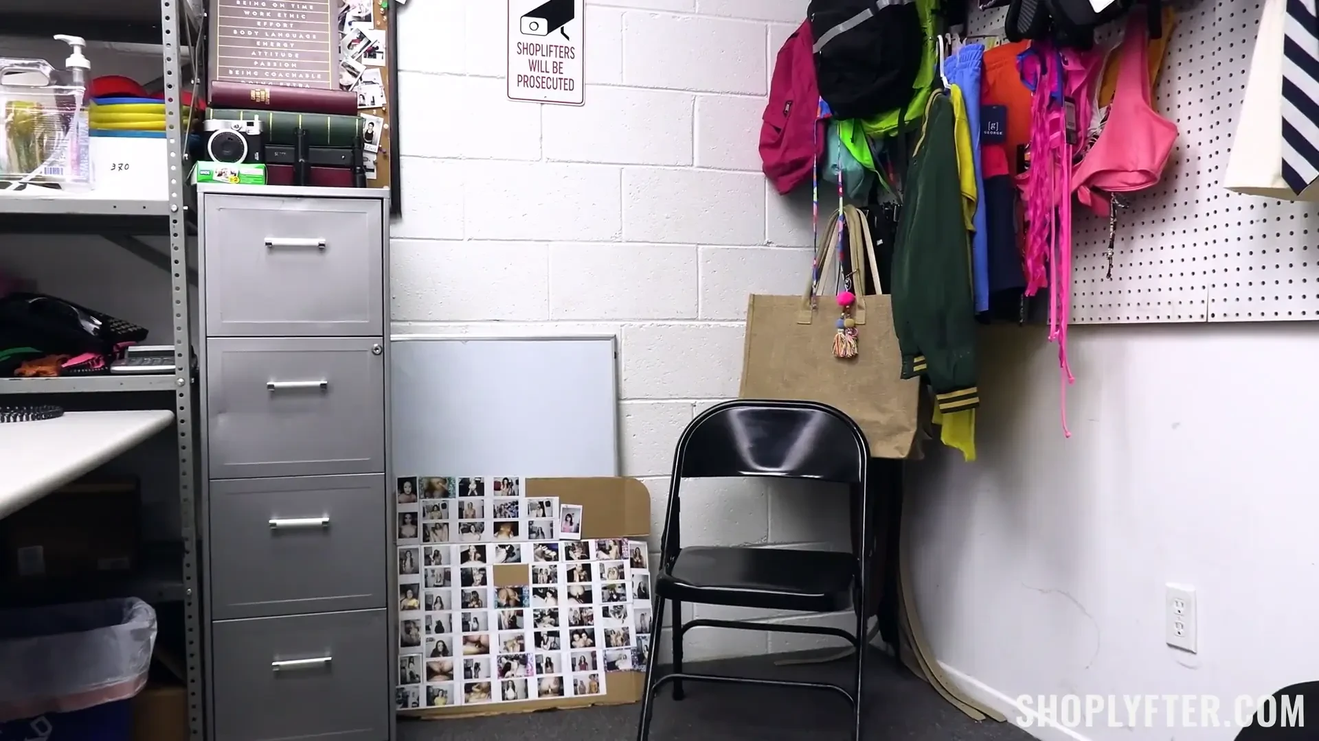 [Shoplyfter] The Perfume Thief