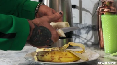 [CrazyCollegeGFs] Big Naturals Kitchen Cheater