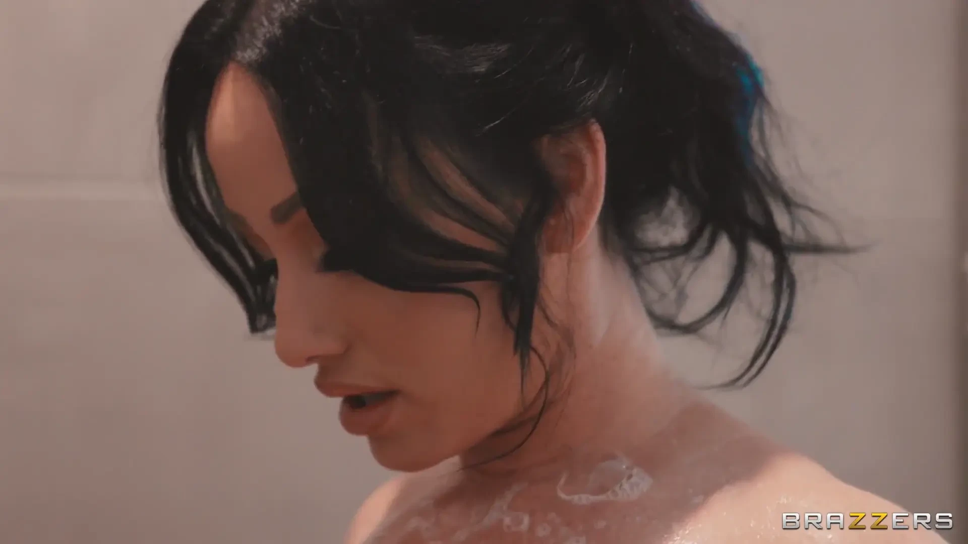 [BrazzersExxtra] Horny Wife Wants To Fuck