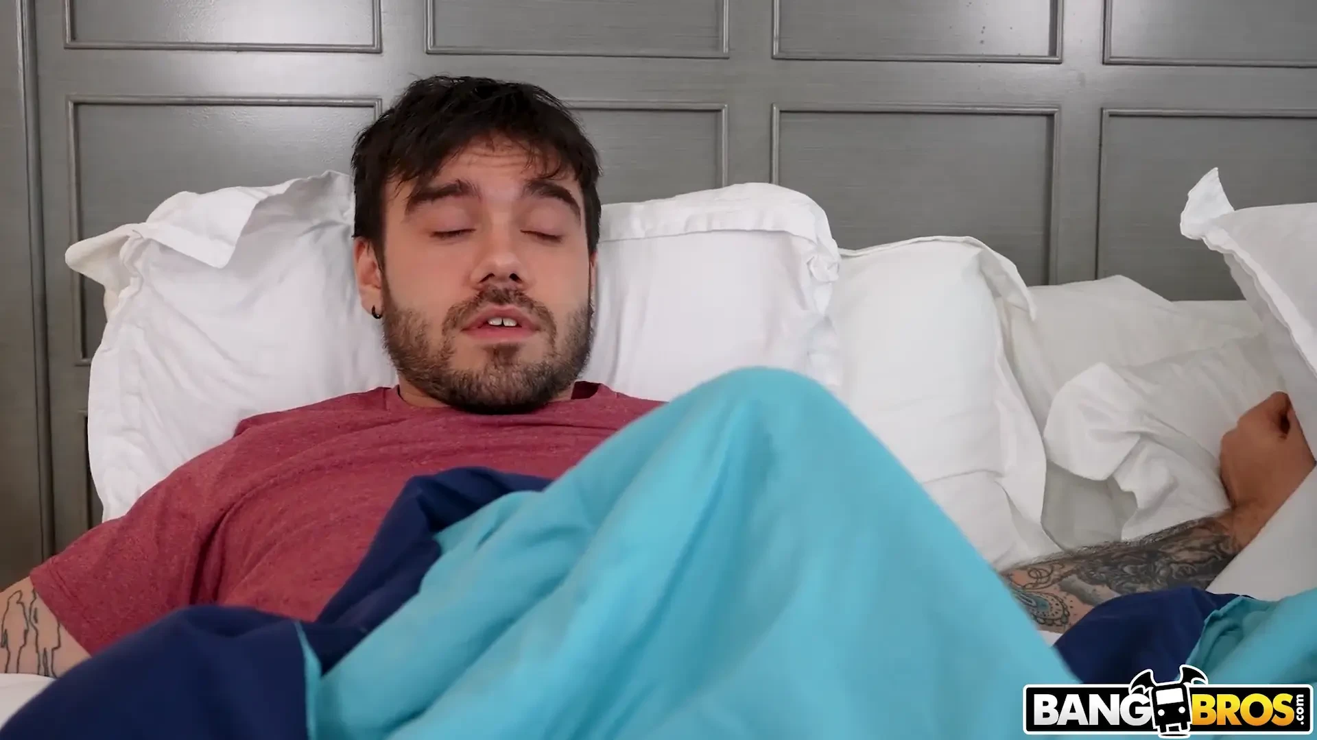 [BigTitsRoundAsses] Morning Wood