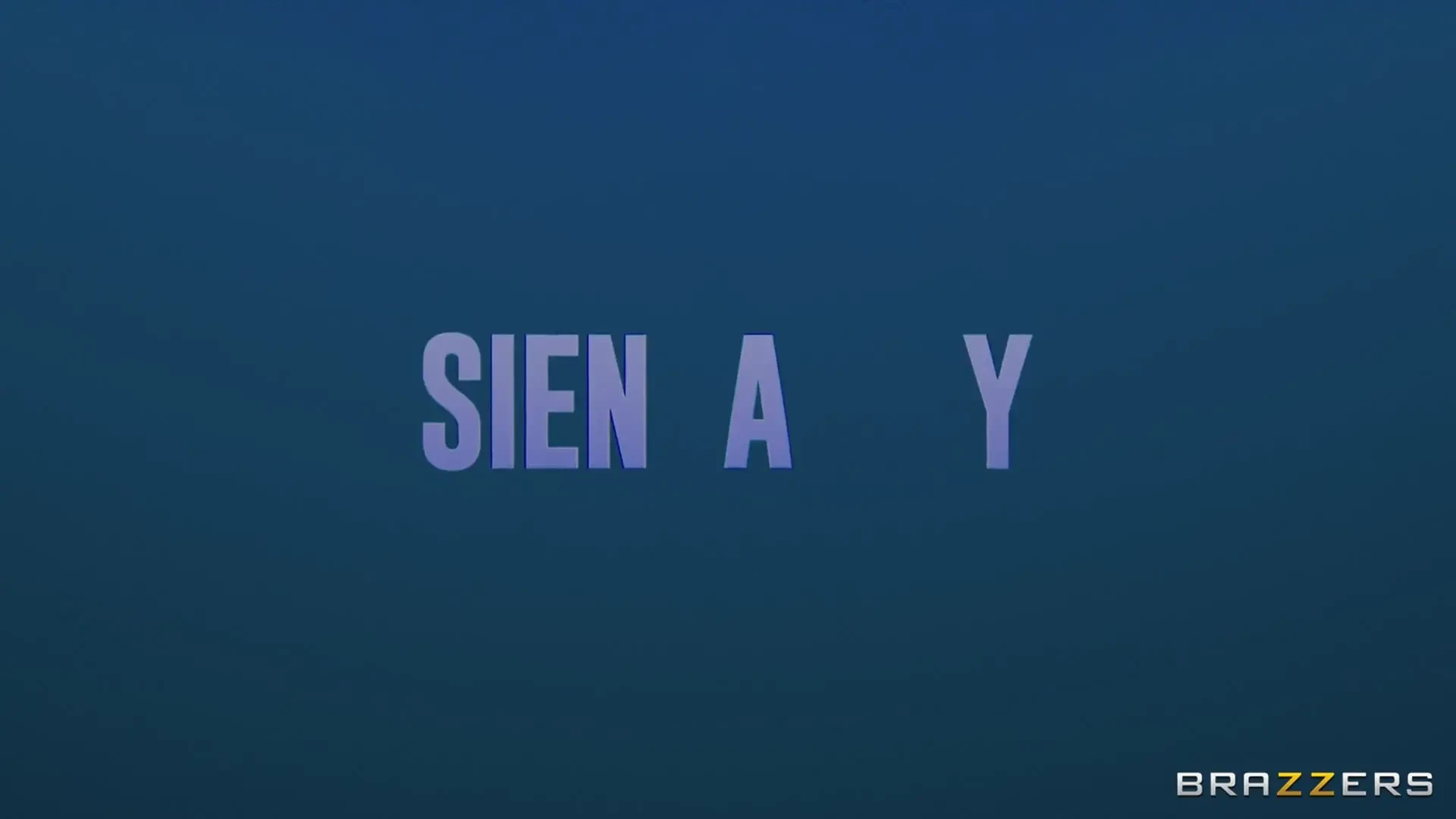 [BrazzersExxtra] Double Loading The Laundromat MILF