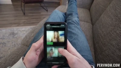 [PervMom] Staying Warm with Stepmom