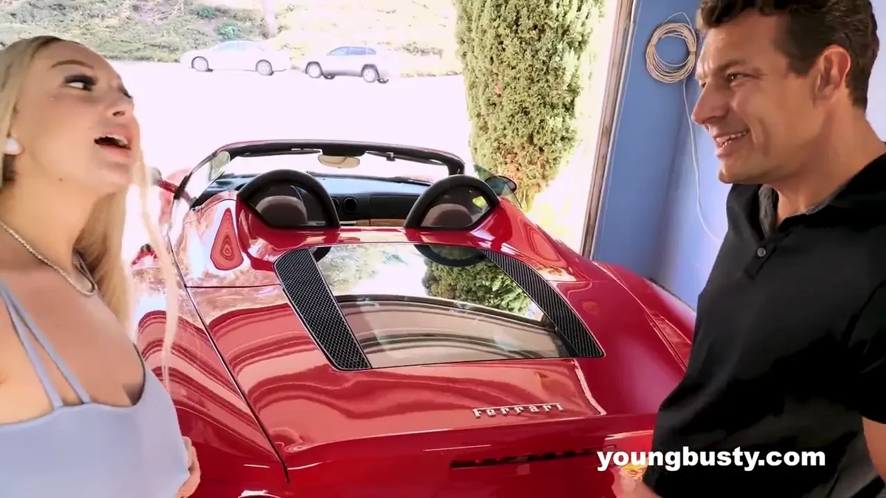 [YoungBusty] Busty Skylar Vox lets stretch her sweet snatch