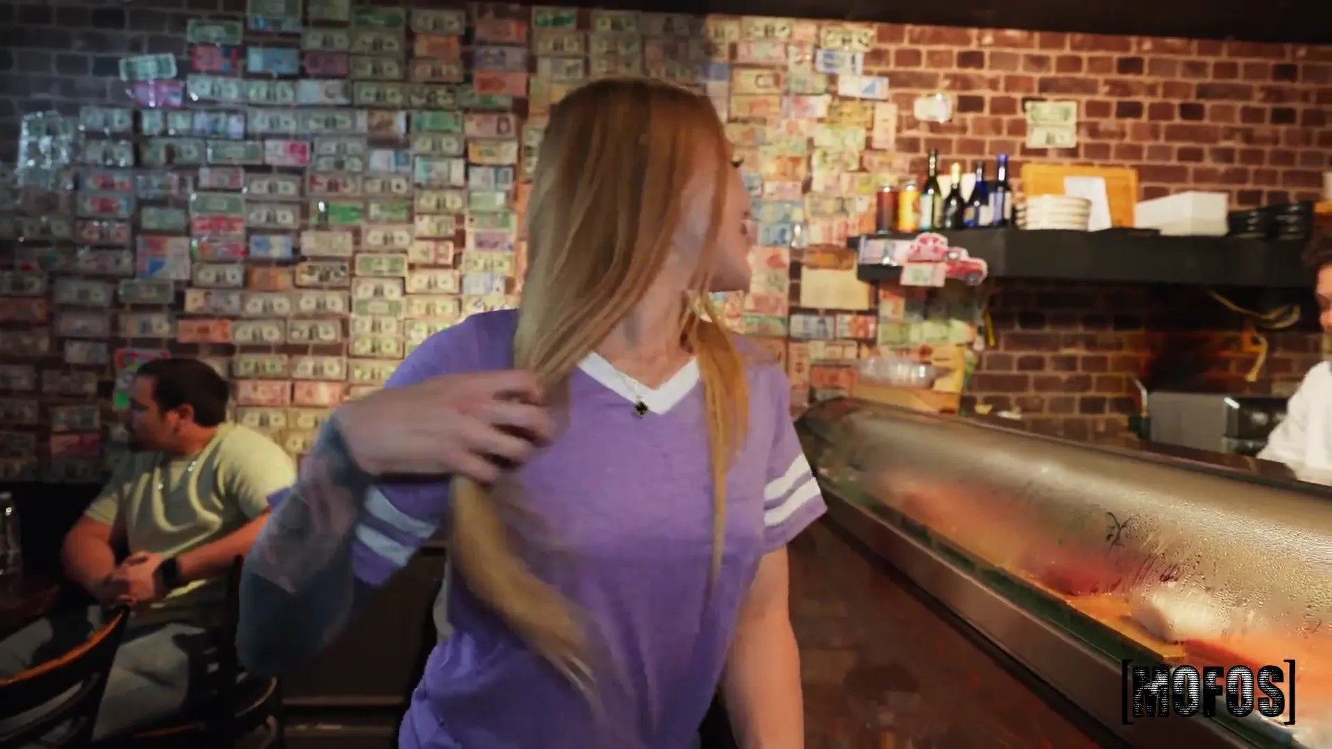 [LetsPostIt] She Likes It Raw